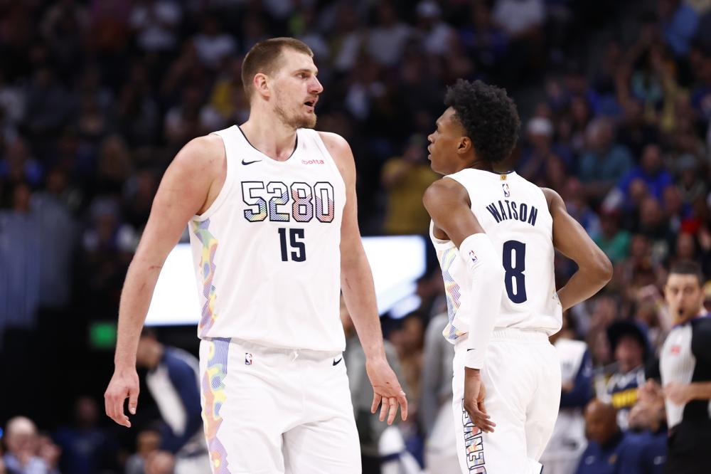 号位防到三 号位防到三