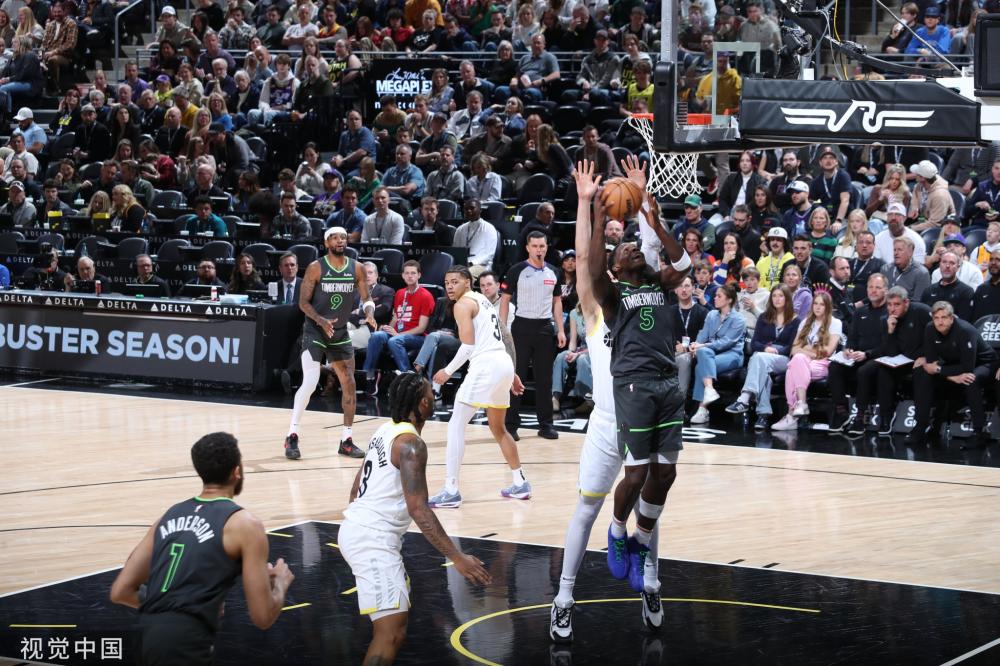 辽宁男篮很 辽宁男篮很