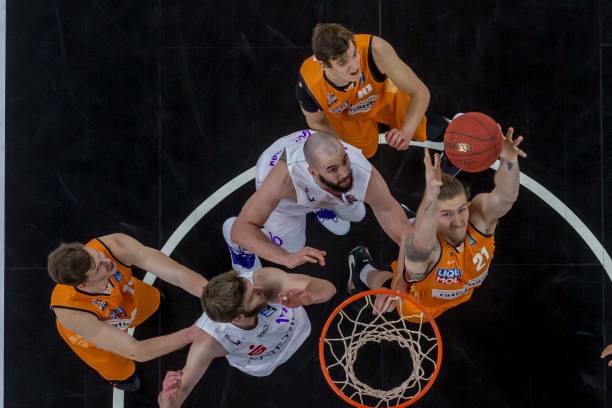 于足球的热 于足球的热