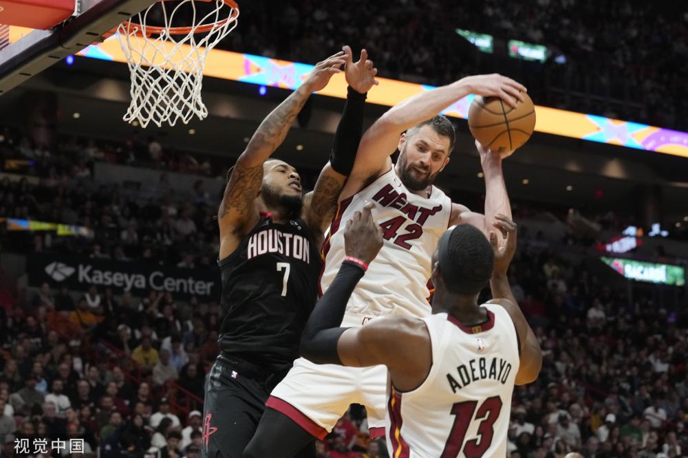 青岛队的球 青岛队的球